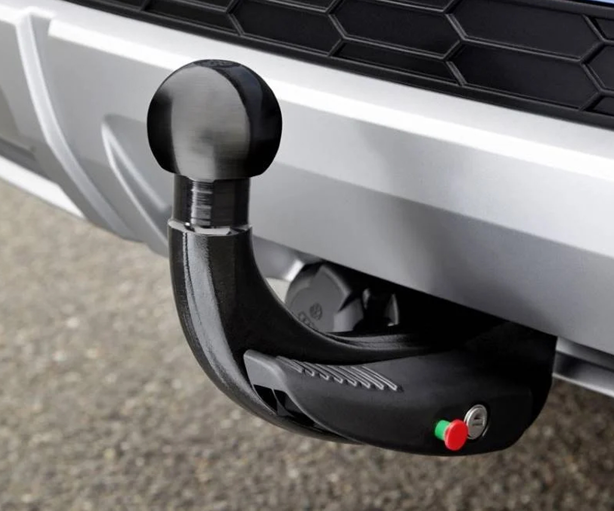 Pasos a seguir para instalar una bola de remolque en tu coche